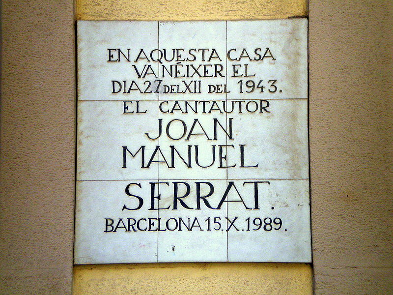 Placa a Joan Manuel Serrat